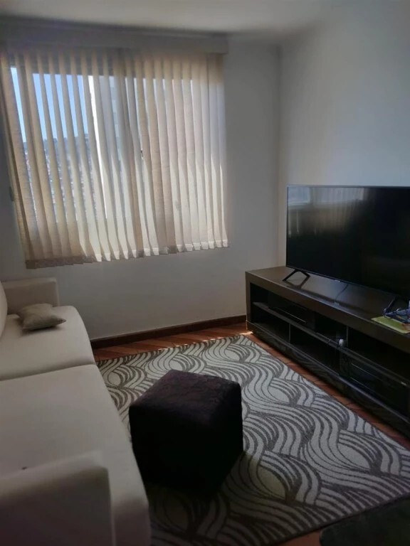 Apartamento para alugar com 2 quartos, 50m² - Foto 4