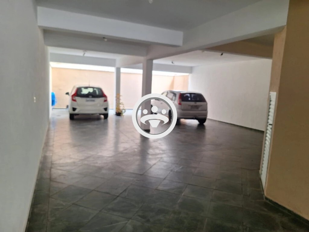 Apartamento para alugar com 2 quartos, 70m² - Foto 9