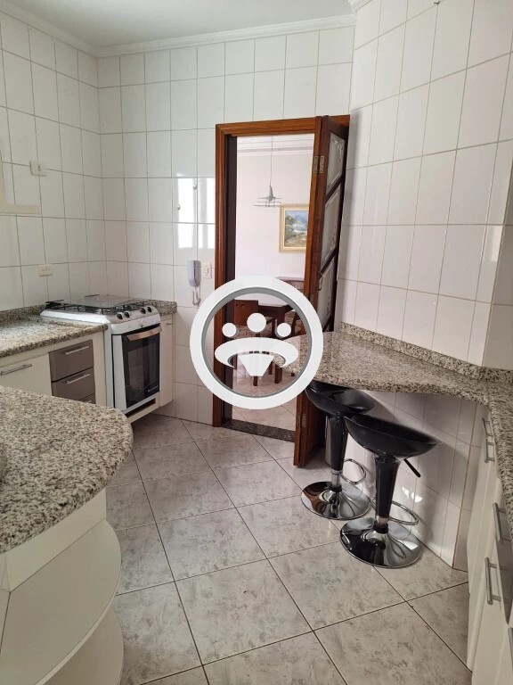 Apartamento para alugar com 2 quartos, 70m² - Foto 4