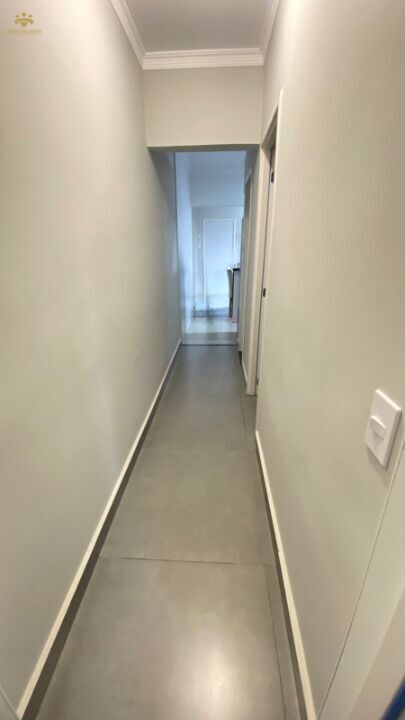 Apartamento à venda com 2 quartos, 61m² - Foto 8