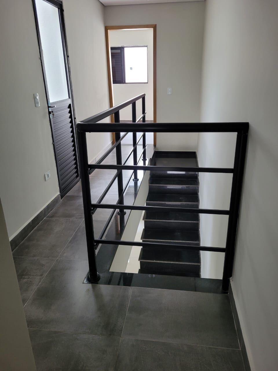 Sobrado à venda com 3 quartos, 120m² - Foto 1