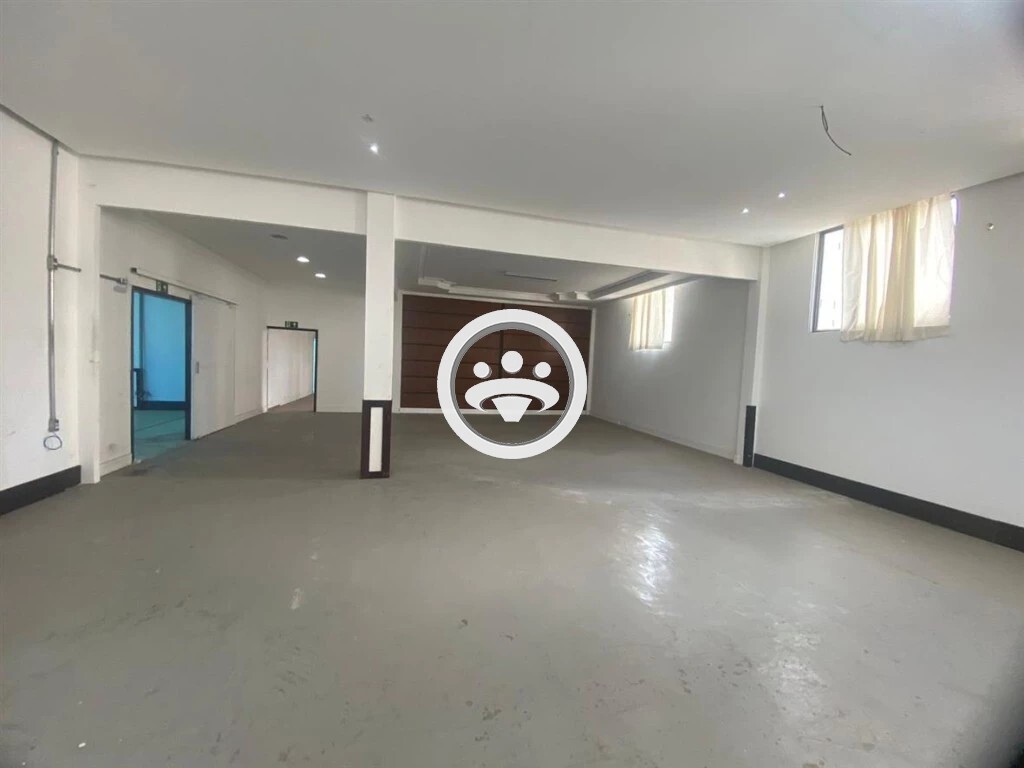 Loja-Salão para alugar, 1000m² - Foto 24