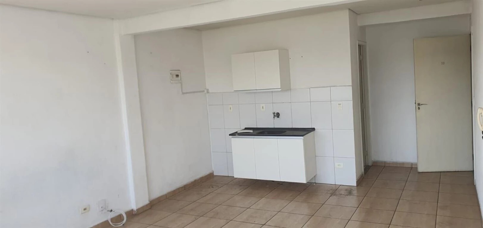 Kitnet e Studio para alugar com 1 quarto, 38m² - Foto 2
