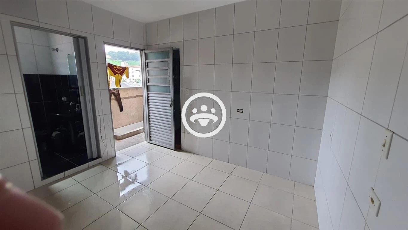 Casa para alugar com 1 quarto, 40m² - Foto 2