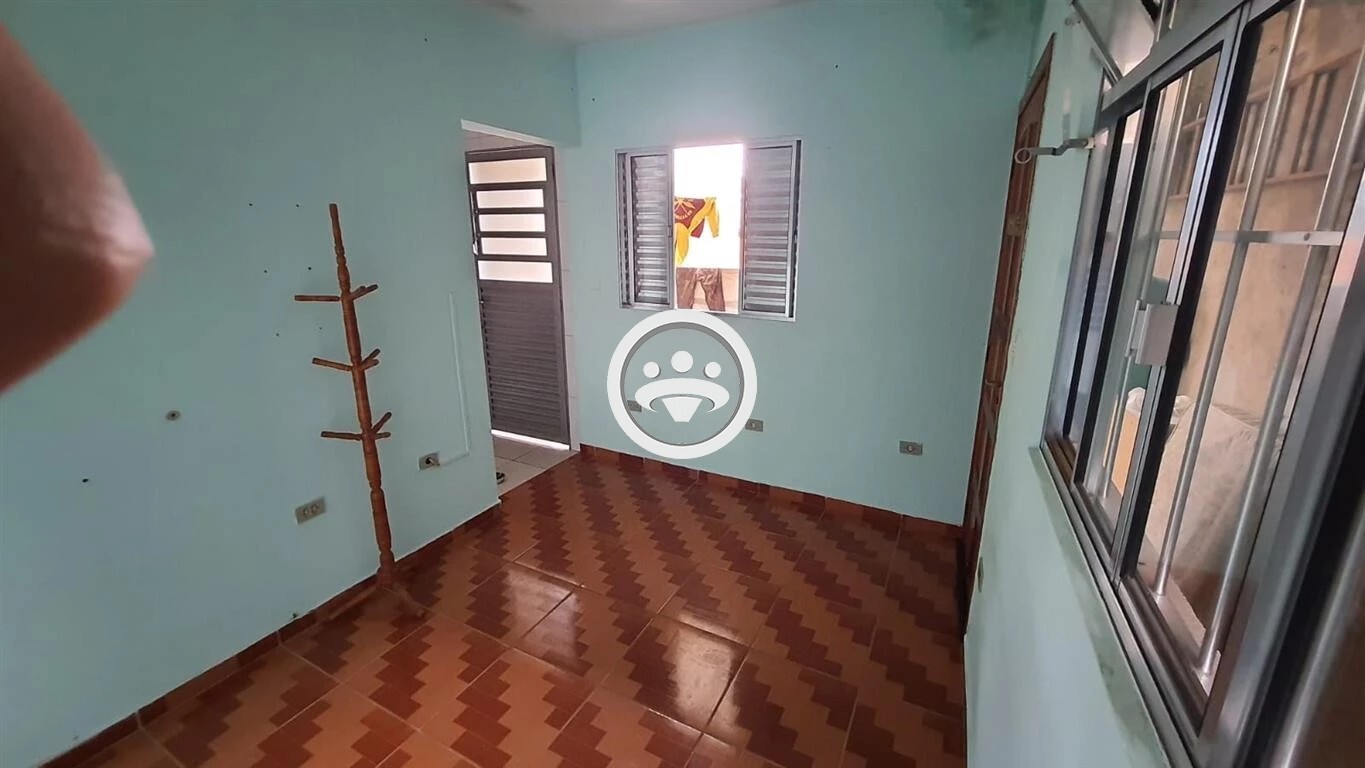 Casa para alugar com 1 quarto, 40m² - Foto 4