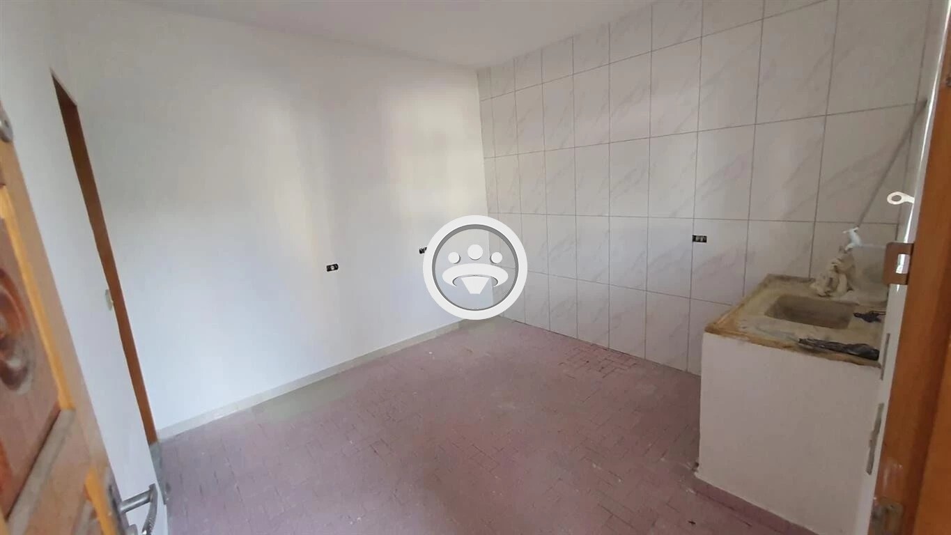 Casa para alugar com 1 quarto, 40m² - Foto 5