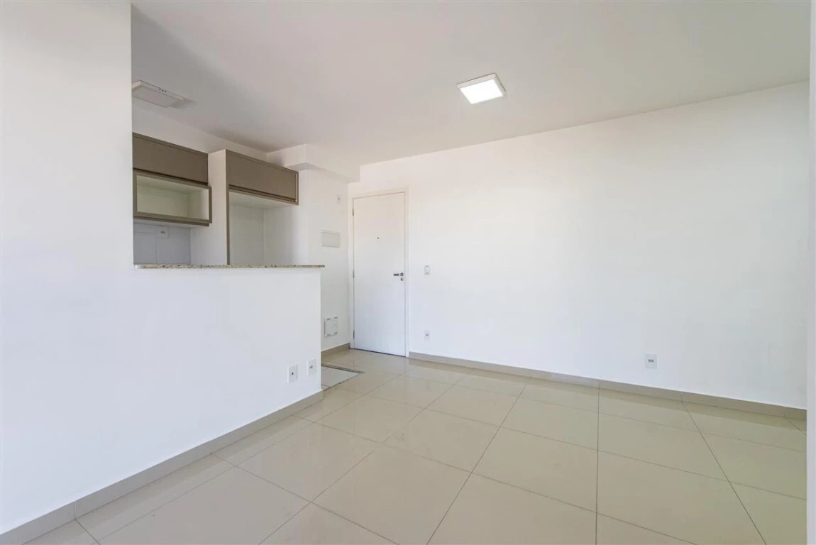 Apartamento para alugar com 3 quartos, 75m² - Foto 12