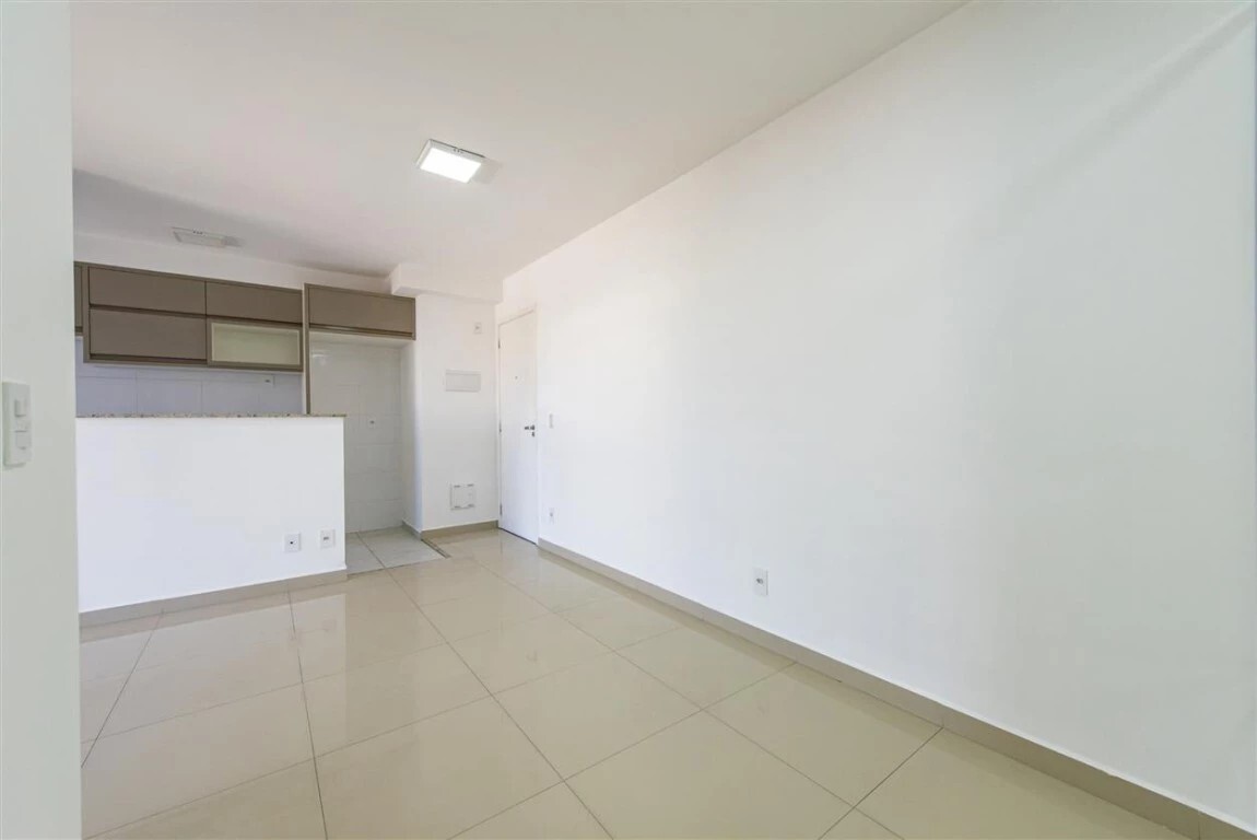 Apartamento para alugar com 3 quartos, 75m² - Foto 13