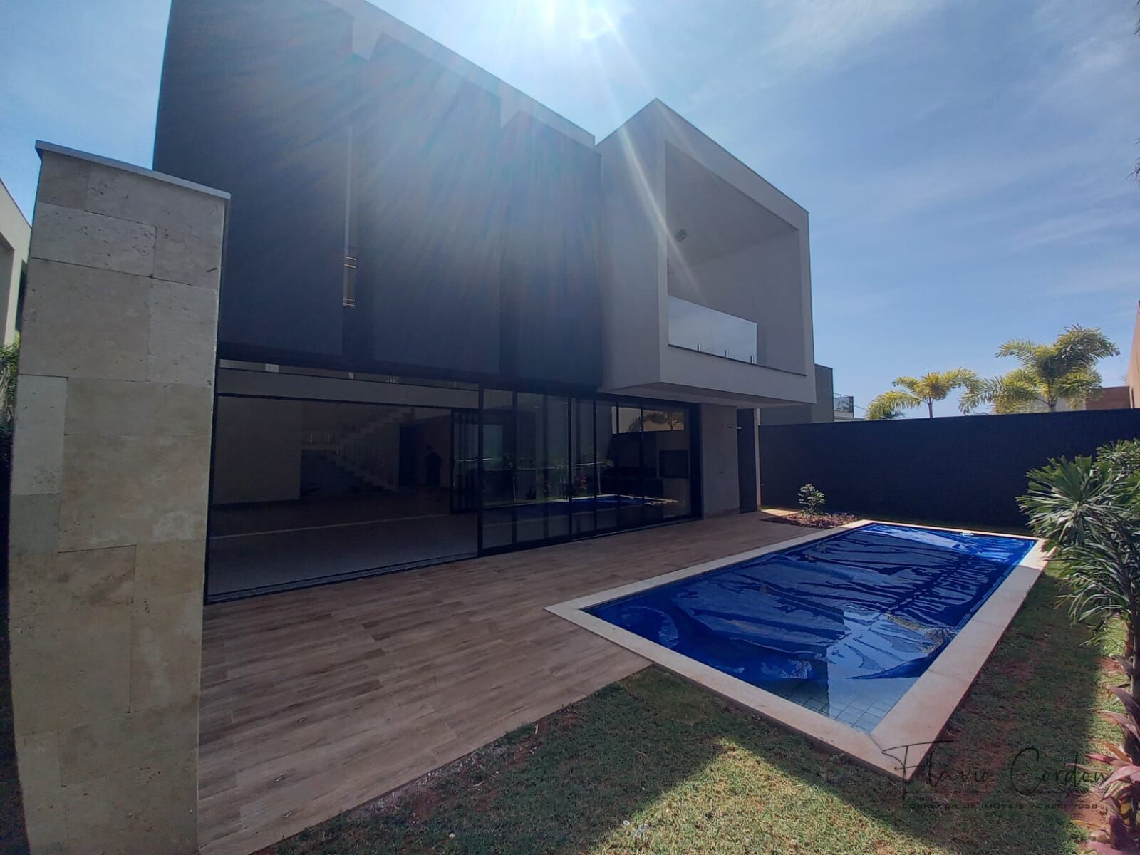 Casa de Condomínio à venda com 4 quartos, 361m² - Foto 5