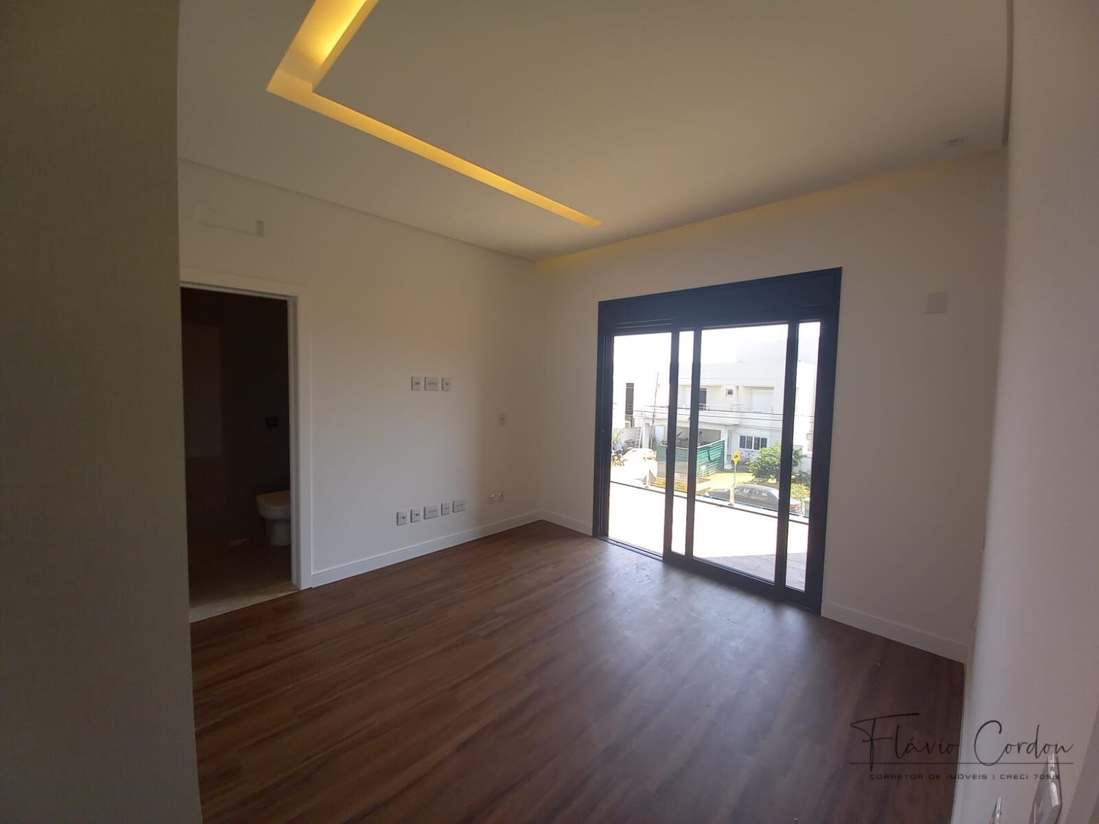 Casa de Condomínio à venda com 4 quartos, 361m² - Foto 13