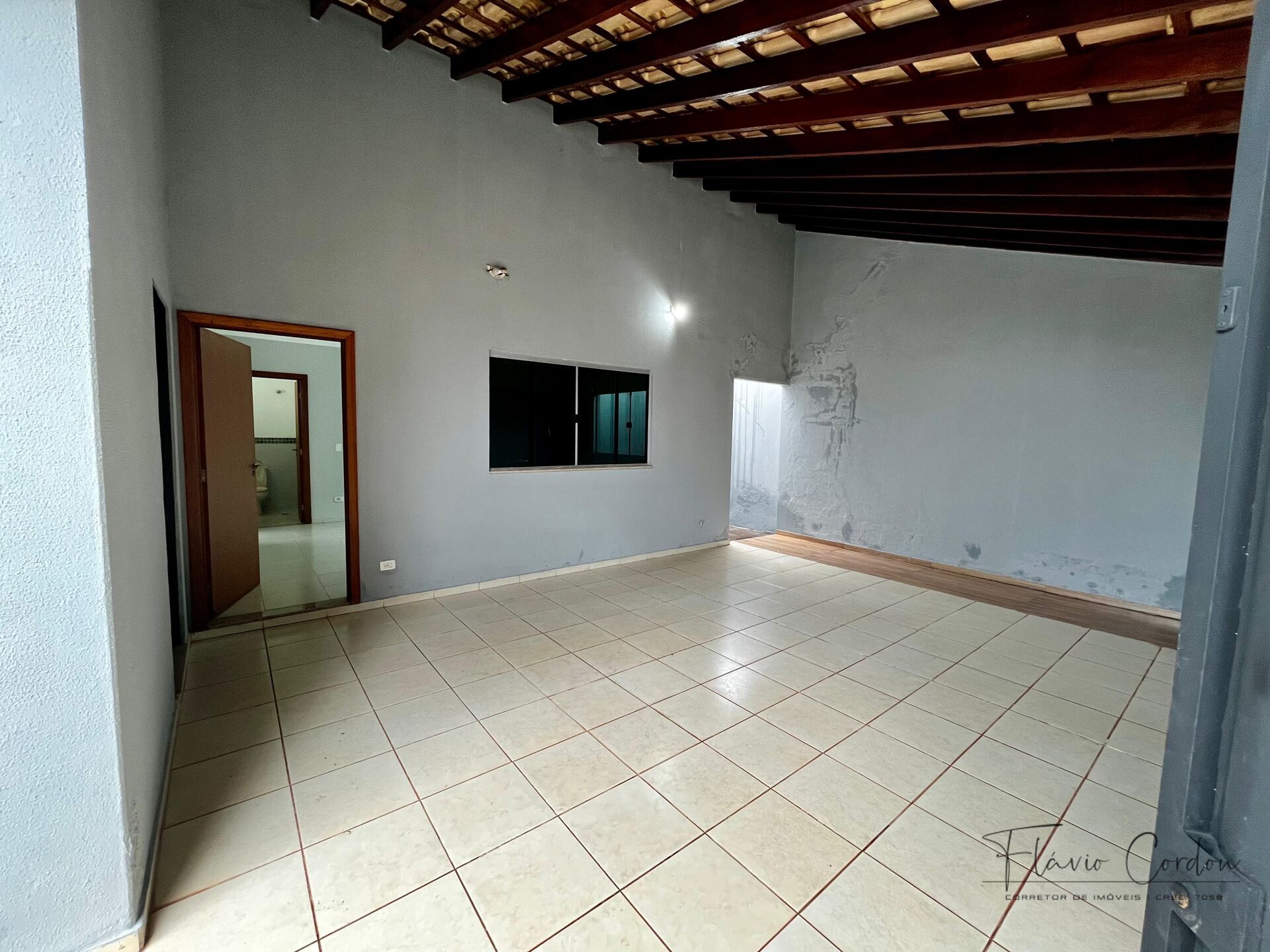 Casa à venda com 3 quartos, 180m² - Foto 3