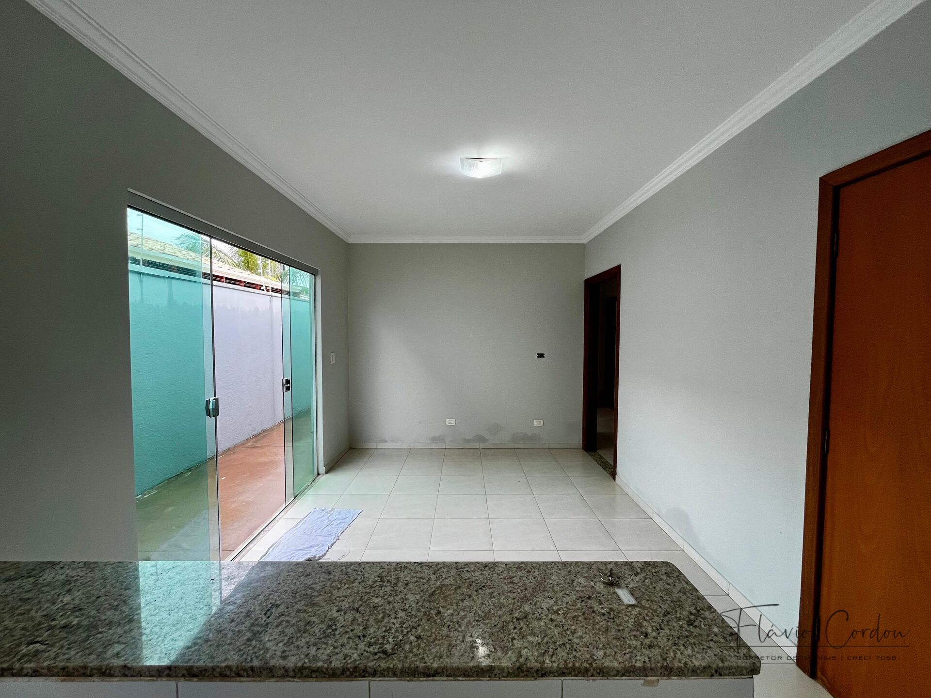 Casa à venda com 3 quartos, 180m² - Foto 9