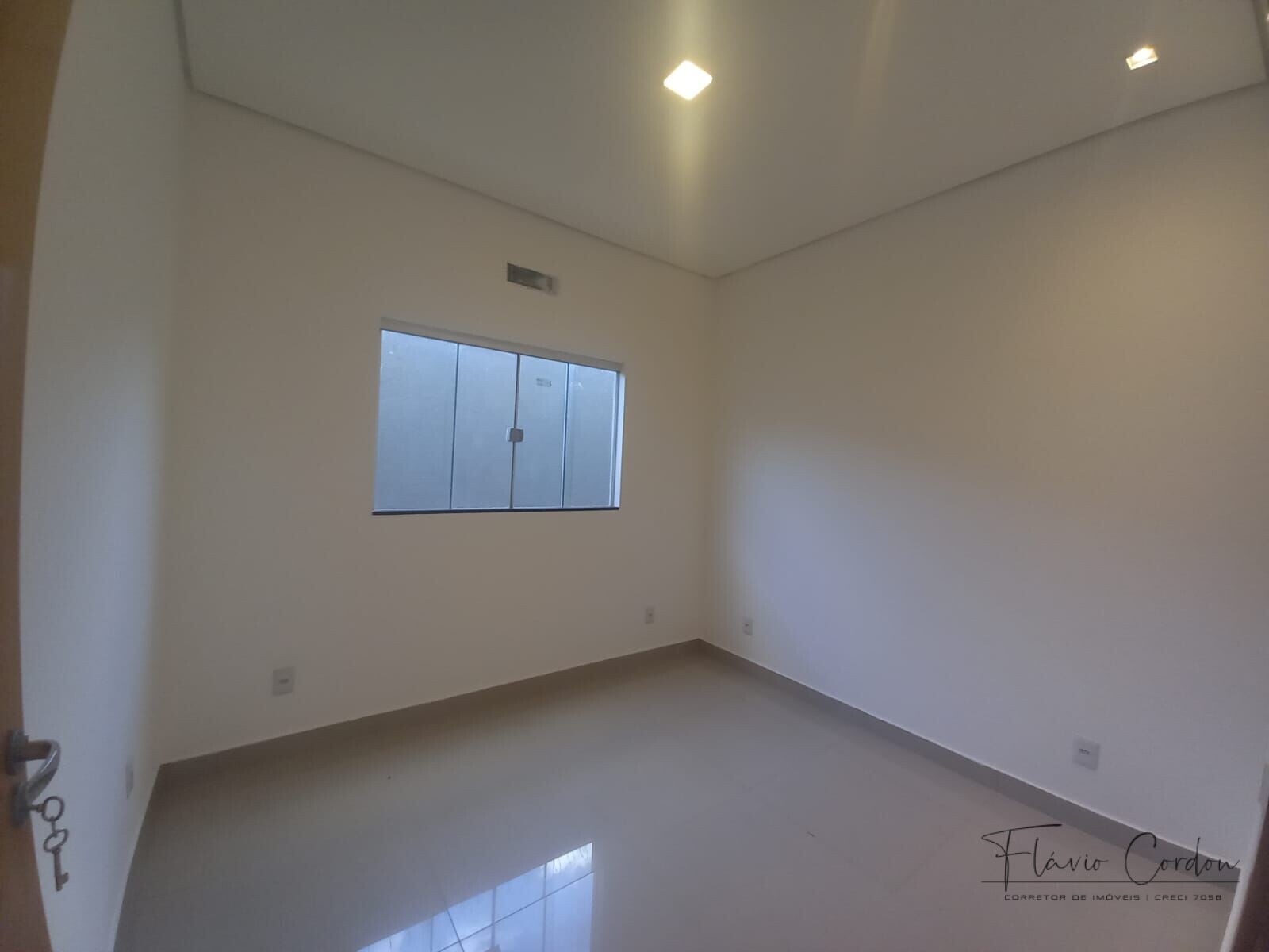 Casa à venda com 3 quartos, 154m² - Foto 11