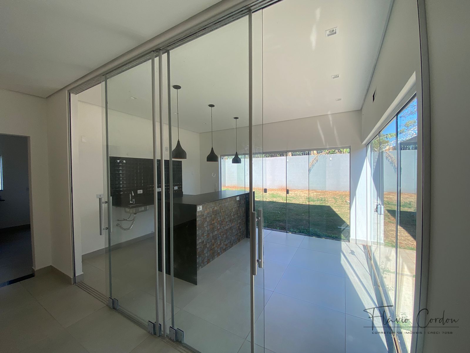 Casa à venda com 3 quartos, 154m² - Foto 4