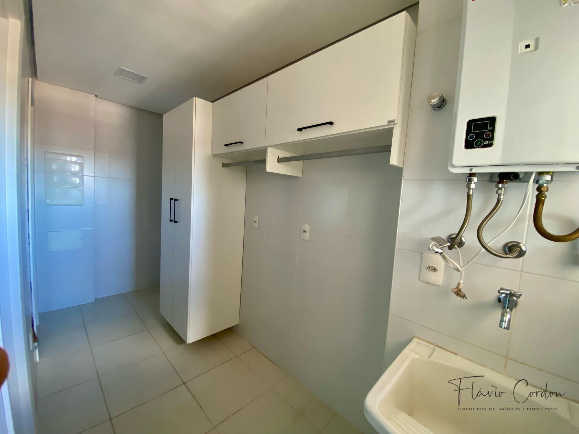 Apartamento à venda com 3 quartos, 142m² - Foto 12