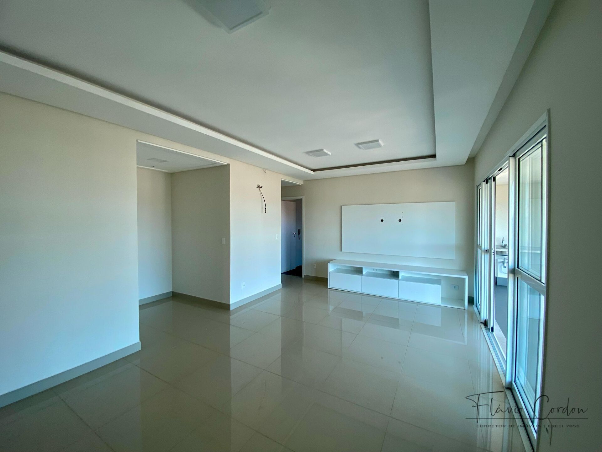 Apartamento à venda com 3 quartos, 142m² - Foto 5