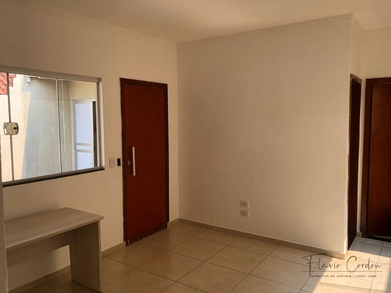 Casa à venda com 2 quartos, 80m² - Foto 4