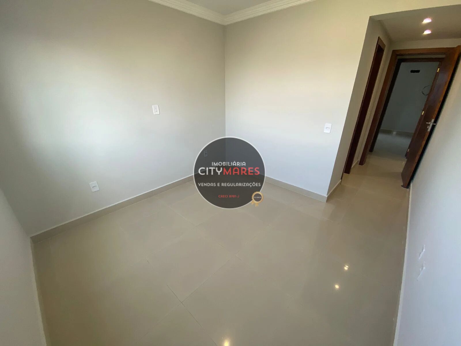 Apartamento à venda com 2 quartos, 57m² - Foto 11