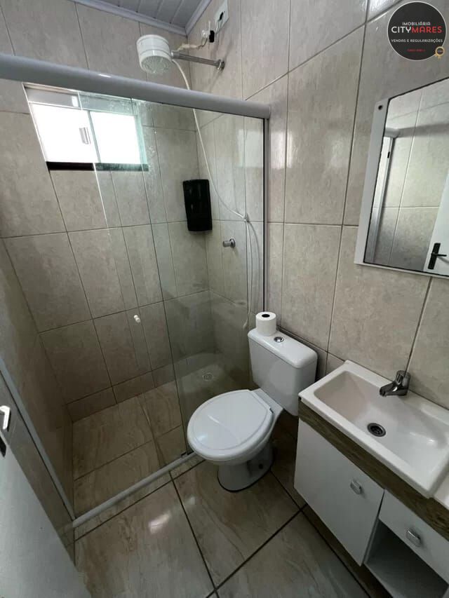 Casa à venda com 3 quartos, 60m² - Foto 4