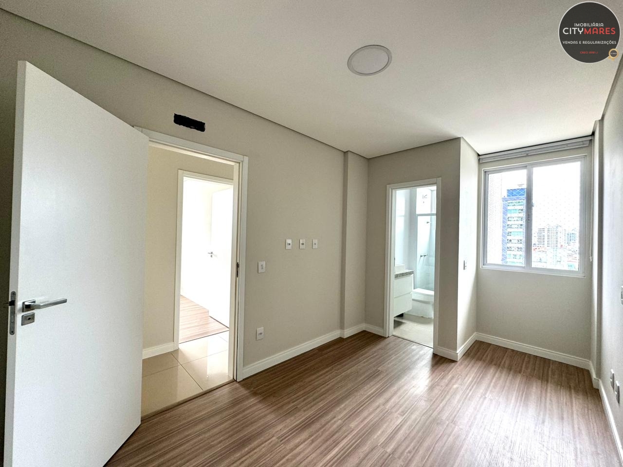 Apartamento à venda com 3 quartos, 73m² - Foto 8