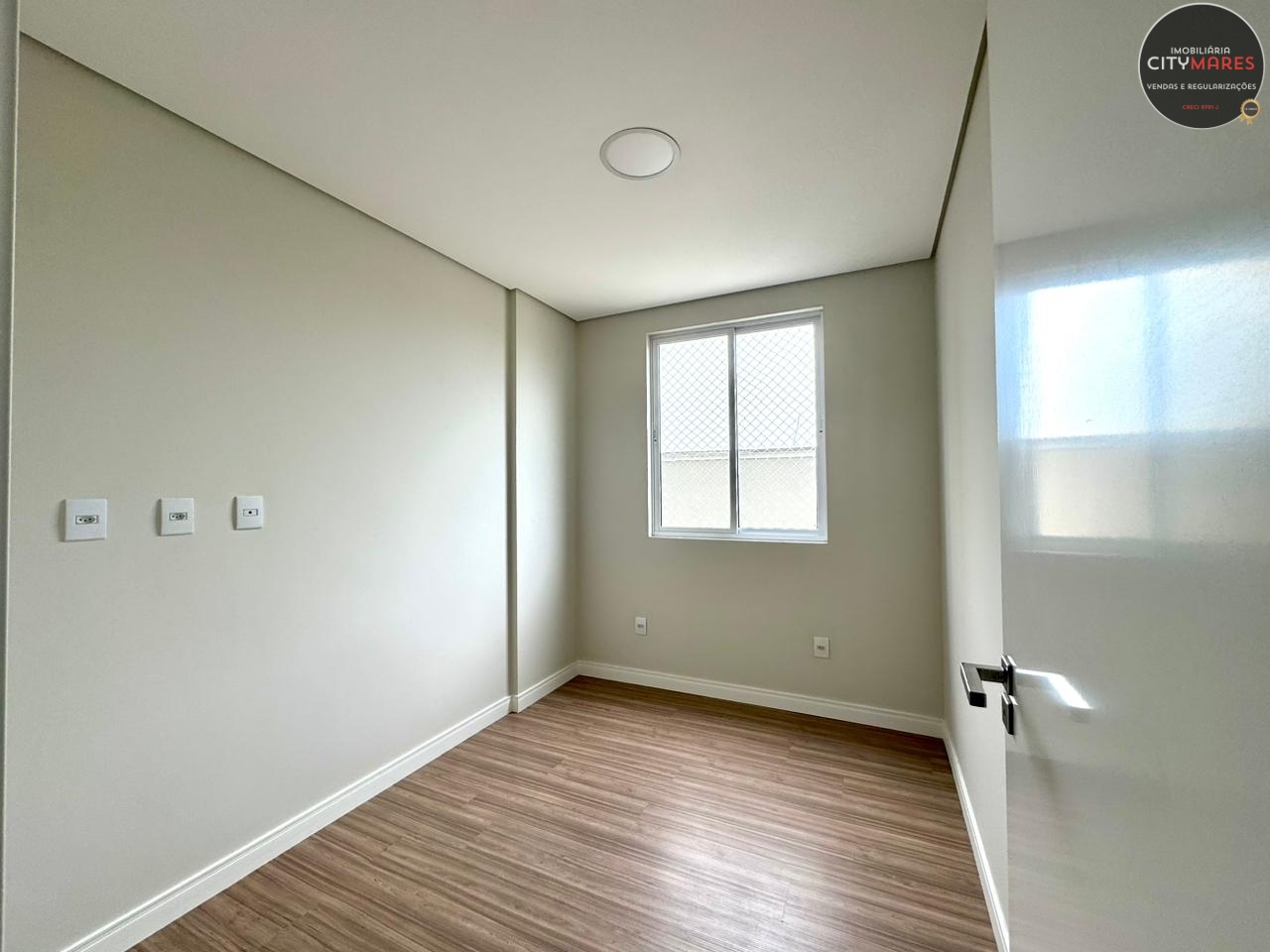 Apartamento à venda com 3 quartos, 73m² - Foto 10