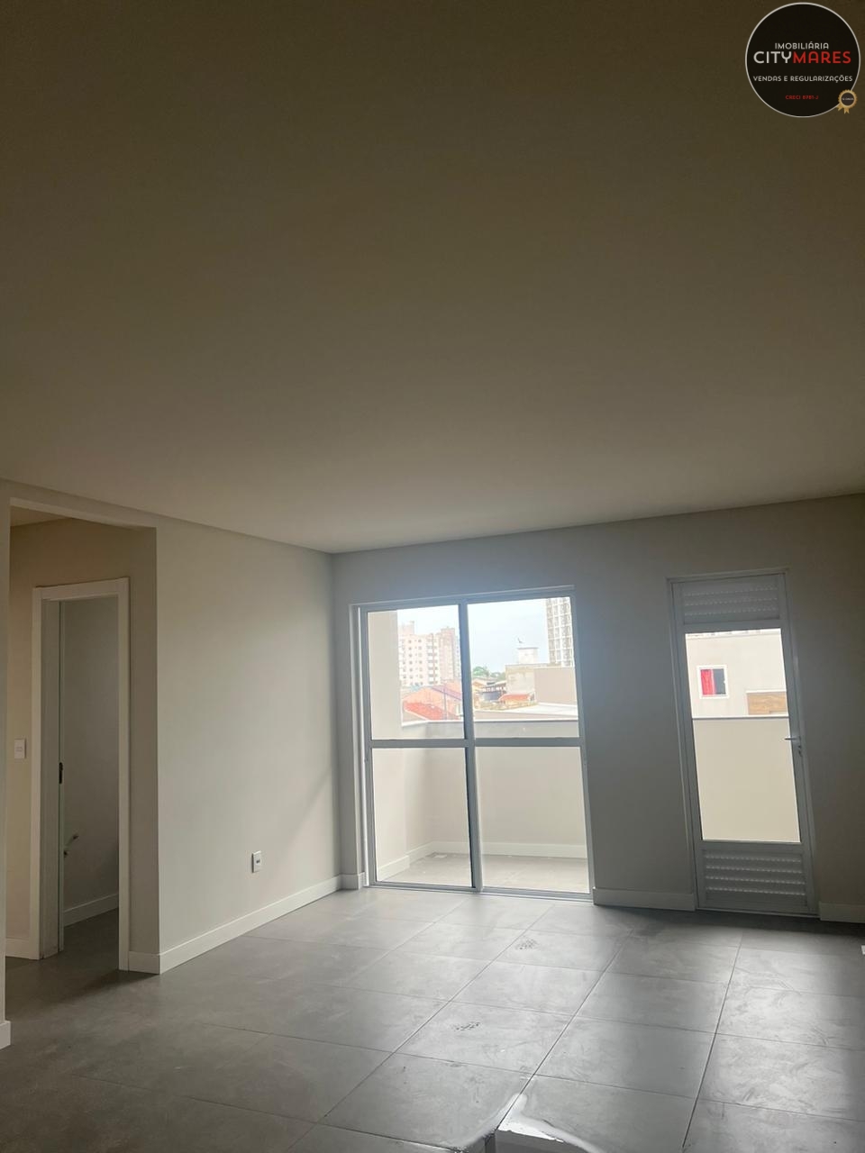 Apartamento à venda com 2 quartos, 68m² - Foto 19