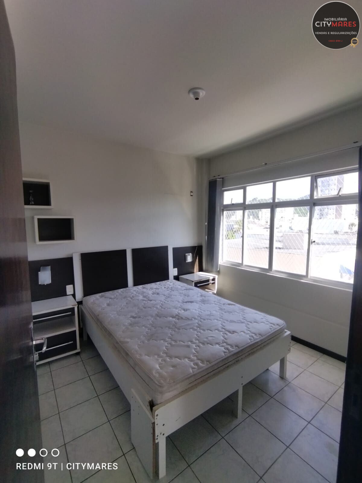 Apartamento à venda com 3 quartos, 75m² - Foto 15