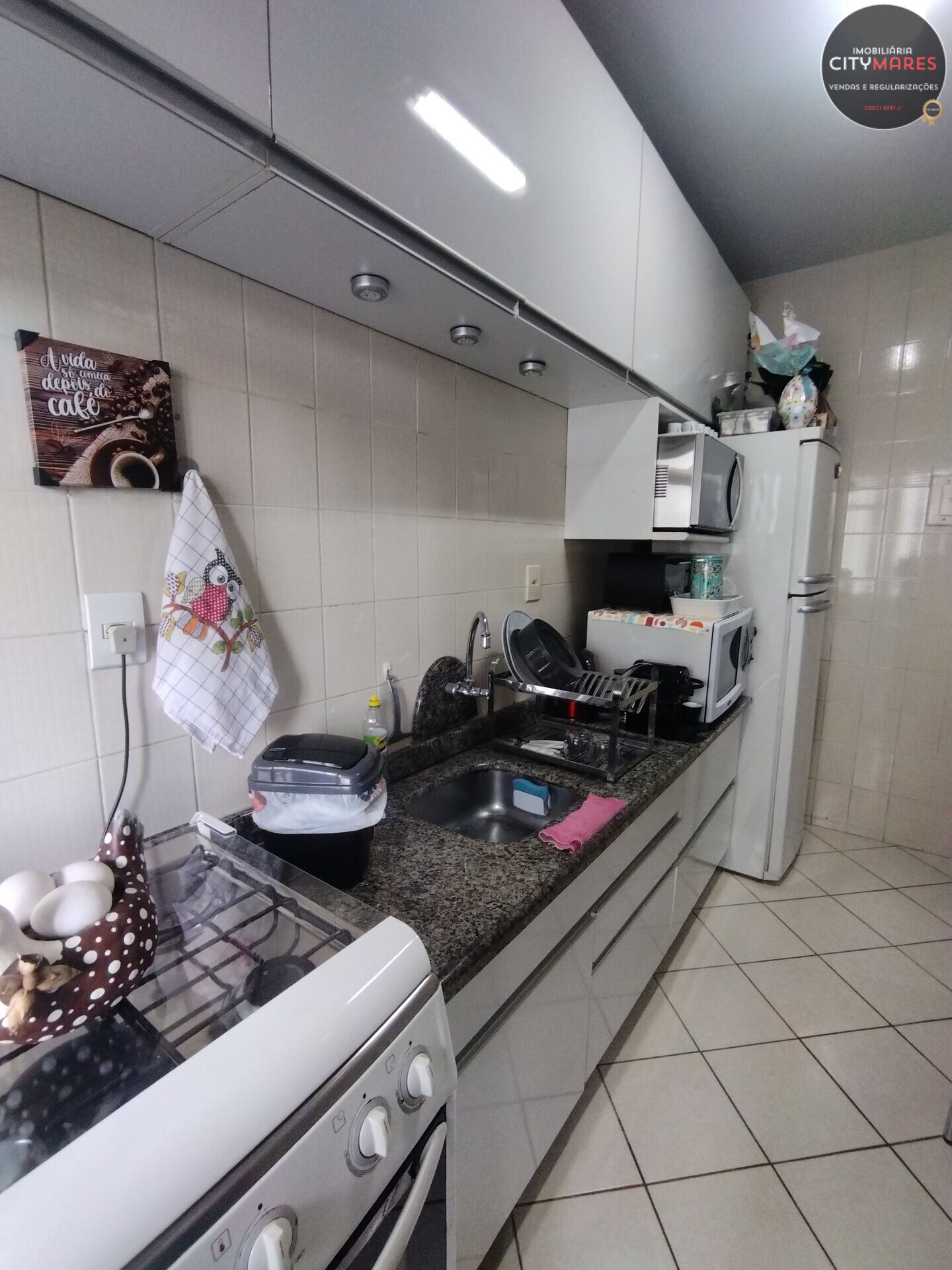 Apartamento à venda com 3 quartos, 75m² - Foto 19