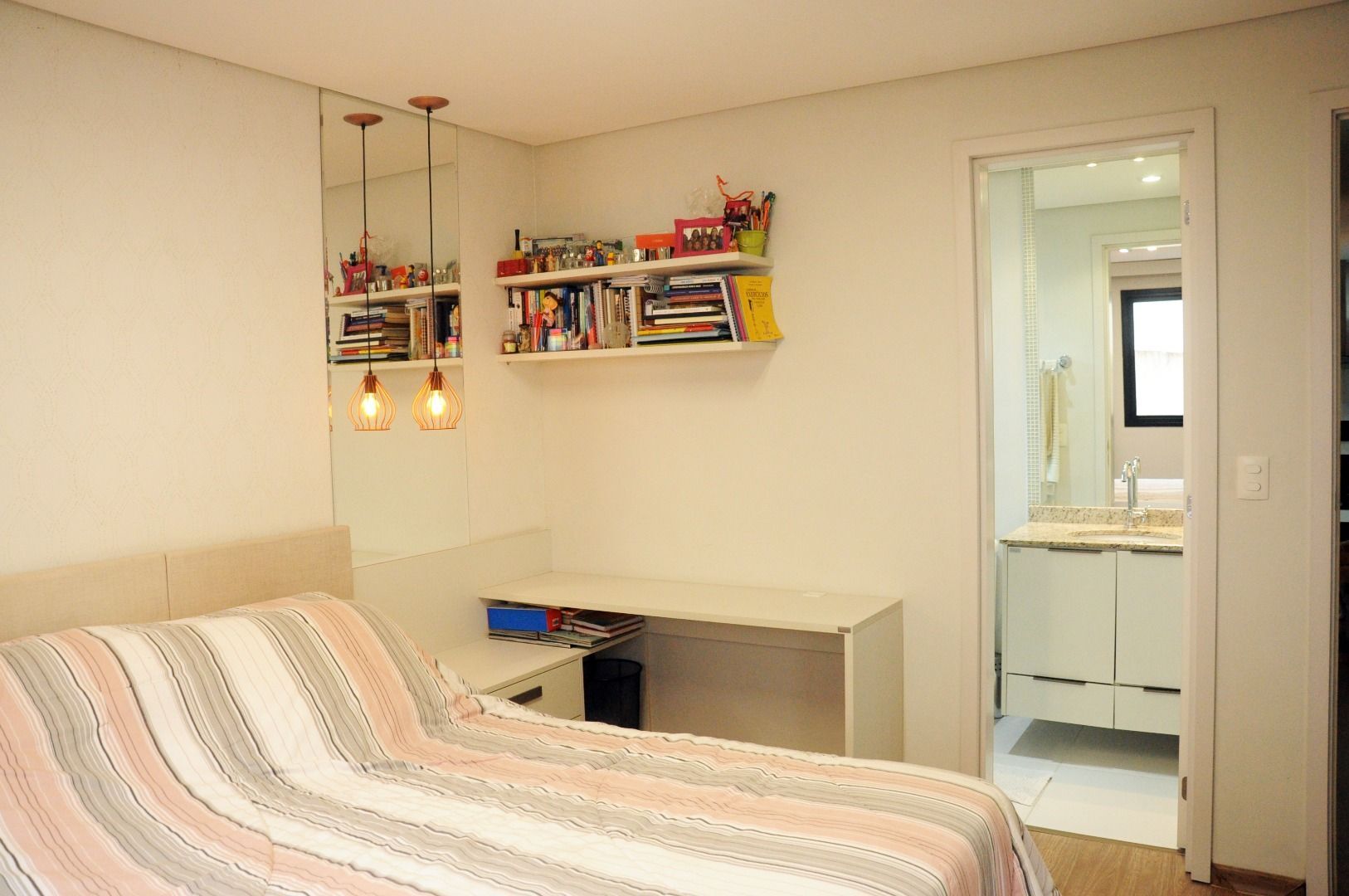 Apartamento à venda com 2 quartos, 71m² - Foto 30