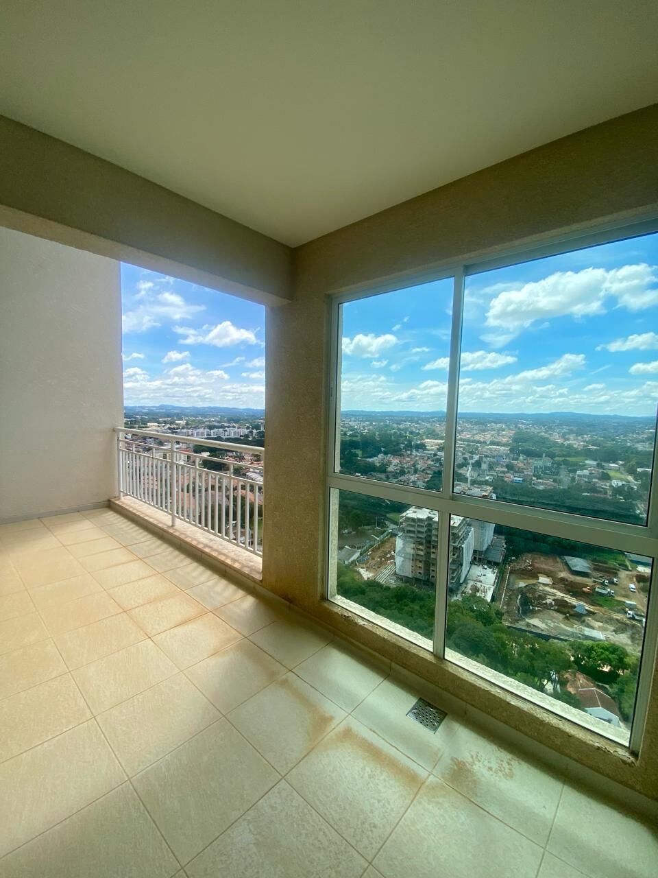 Apartamento à venda com 3 quartos, 186m² - Foto 8