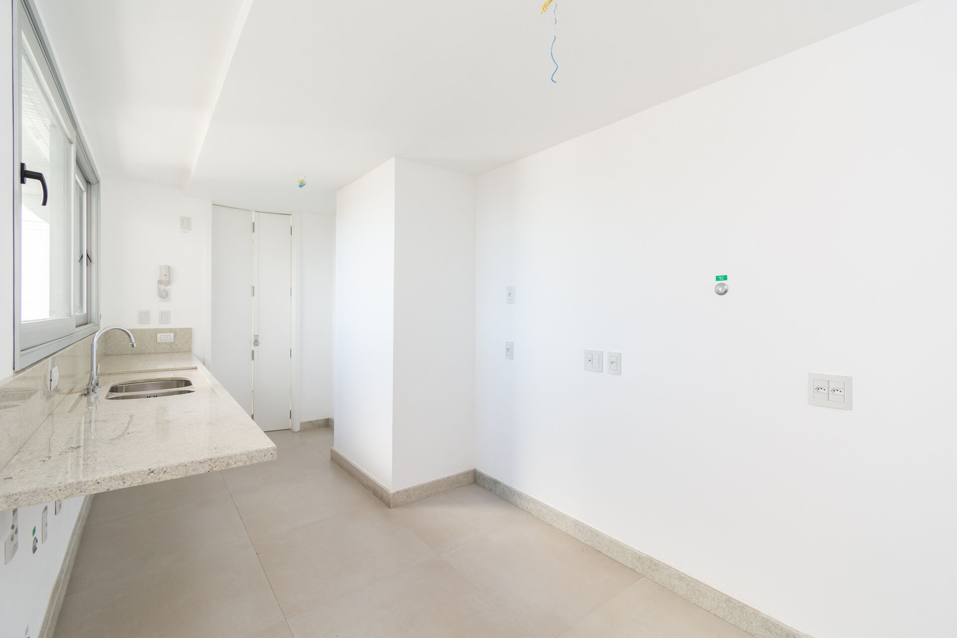 Apartamento à venda com 3 quartos, 227m² - Foto 44