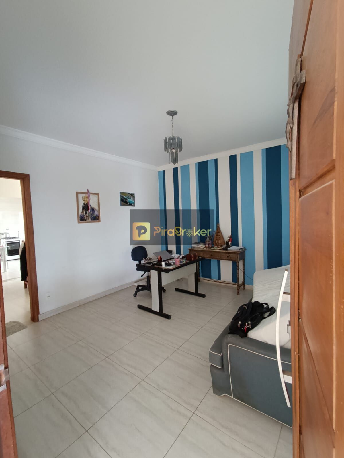 Casa à venda com 3 quartos, 199m² - Foto 17