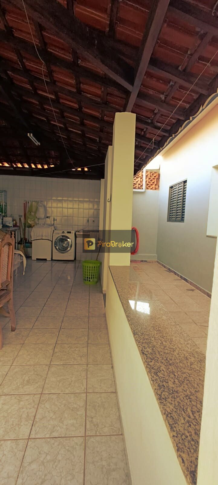 Casa à venda com 2 quartos, 180m² - Foto 17