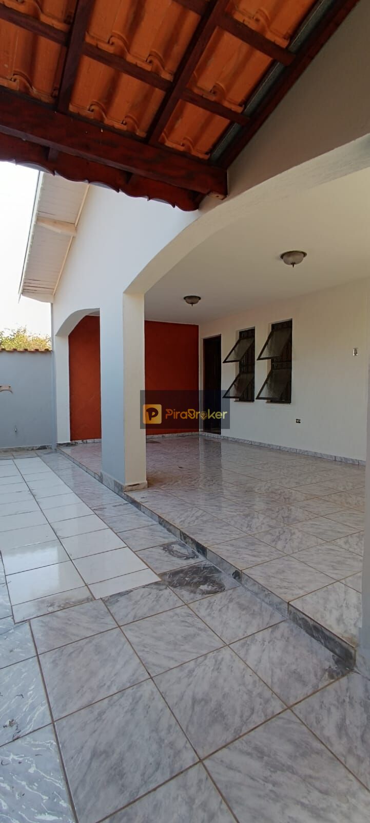 Casa à venda com 2 quartos, 180m² - Foto 9