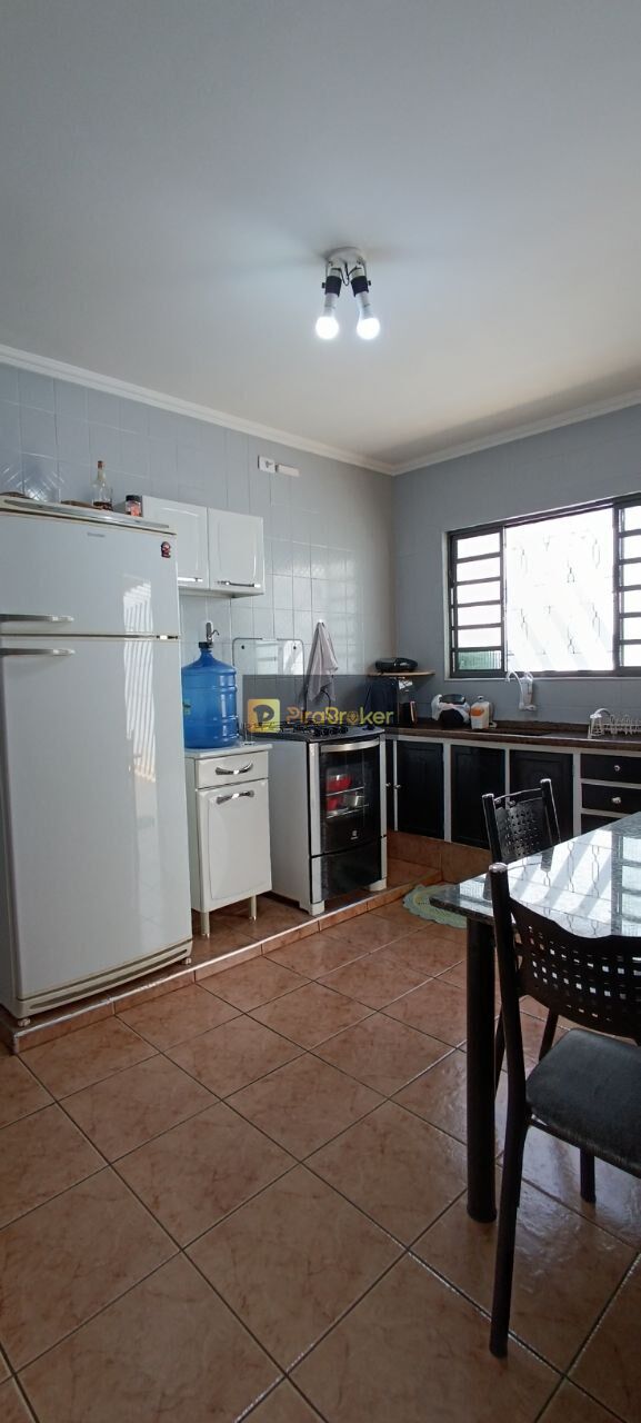 Casa à venda com 2 quartos, 135m² - Foto 16