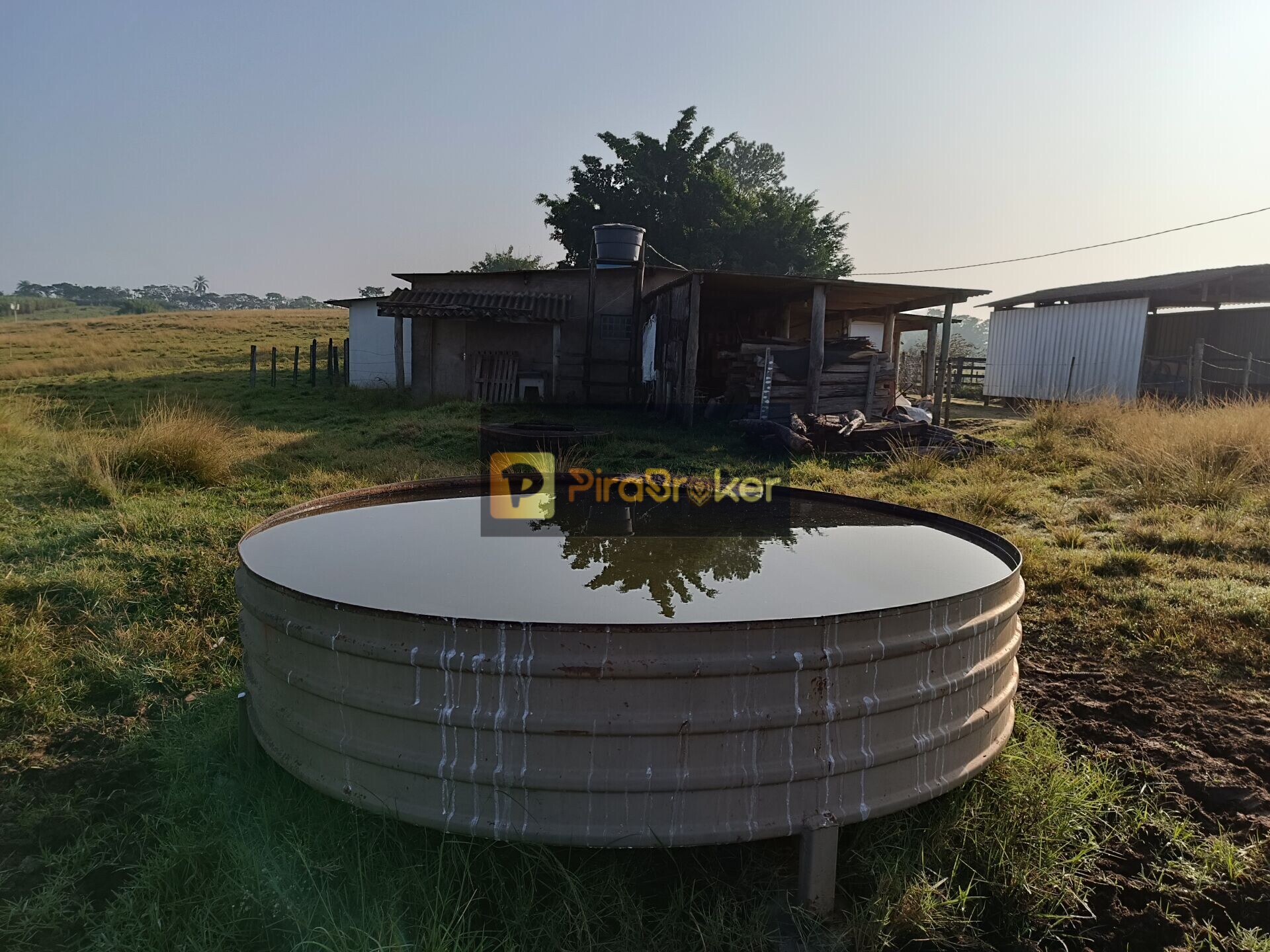 Fazenda à venda com 2 quartos, 181500m² - Foto 2