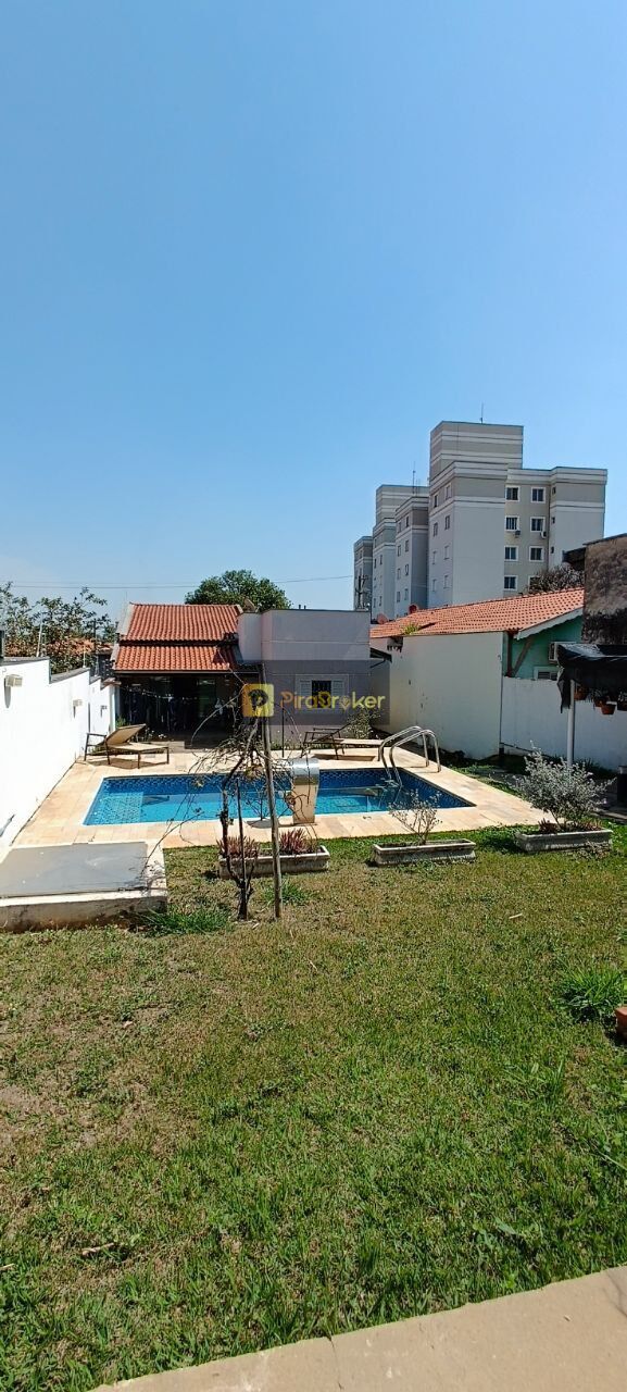 Casa à venda com 4 quartos, 155m² - Foto 2