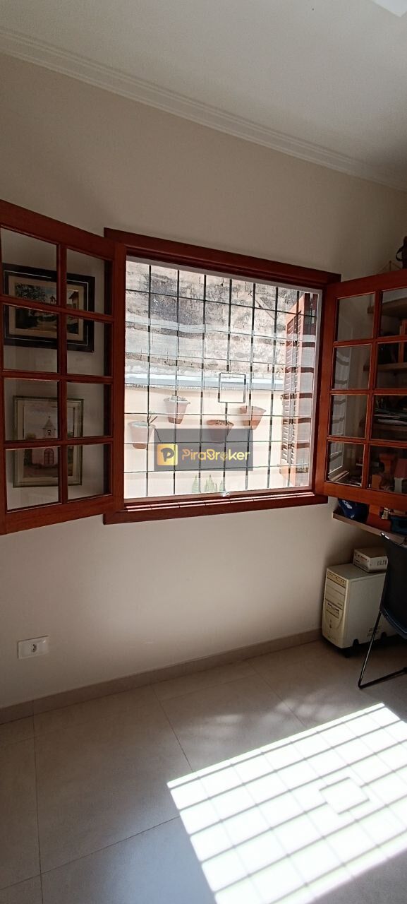 Casa à venda com 4 quartos, 155m² - Foto 8