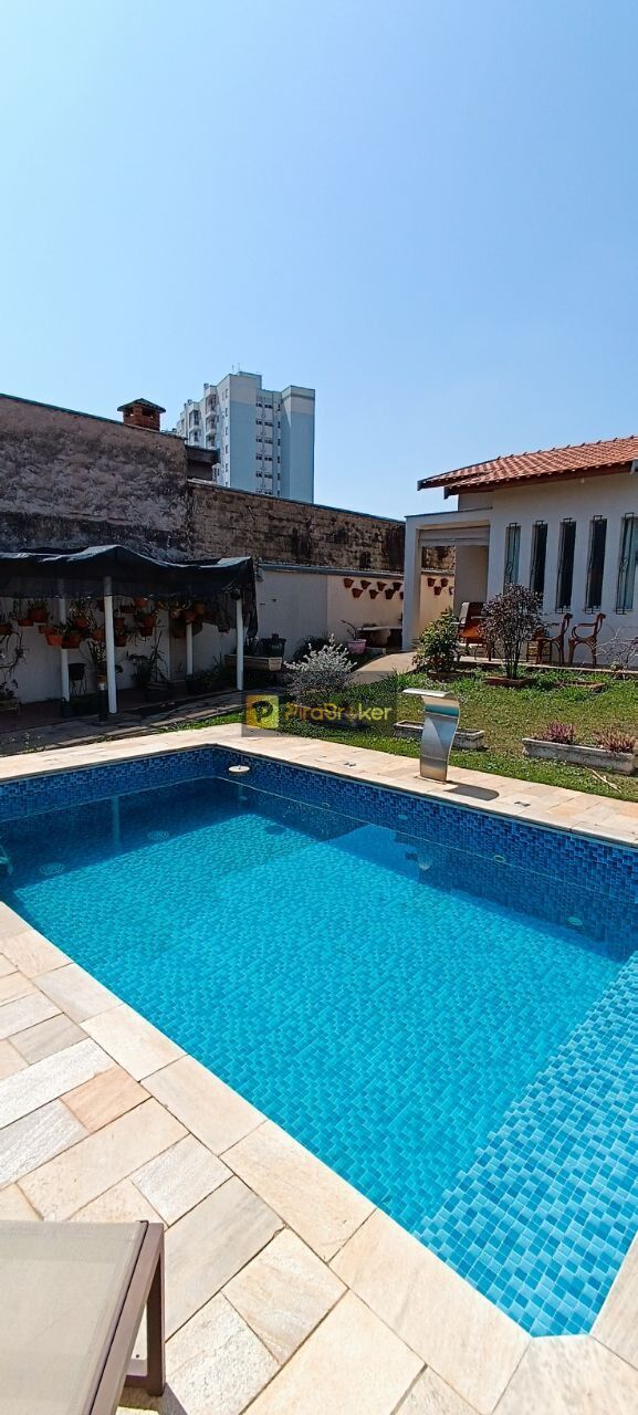 Casa à venda com 4 quartos, 155m² - Foto 3