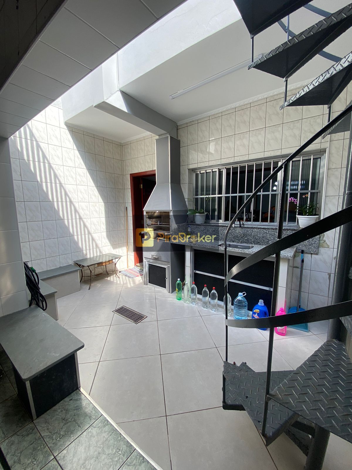 Sobrado à venda com 3 quartos, 200m² - Foto 11