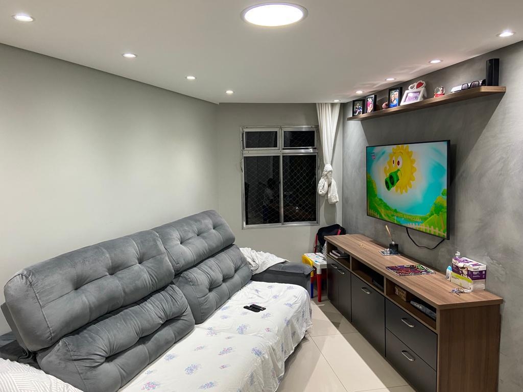 Apartamento à venda com 2 quartos, 56m² - Foto 4