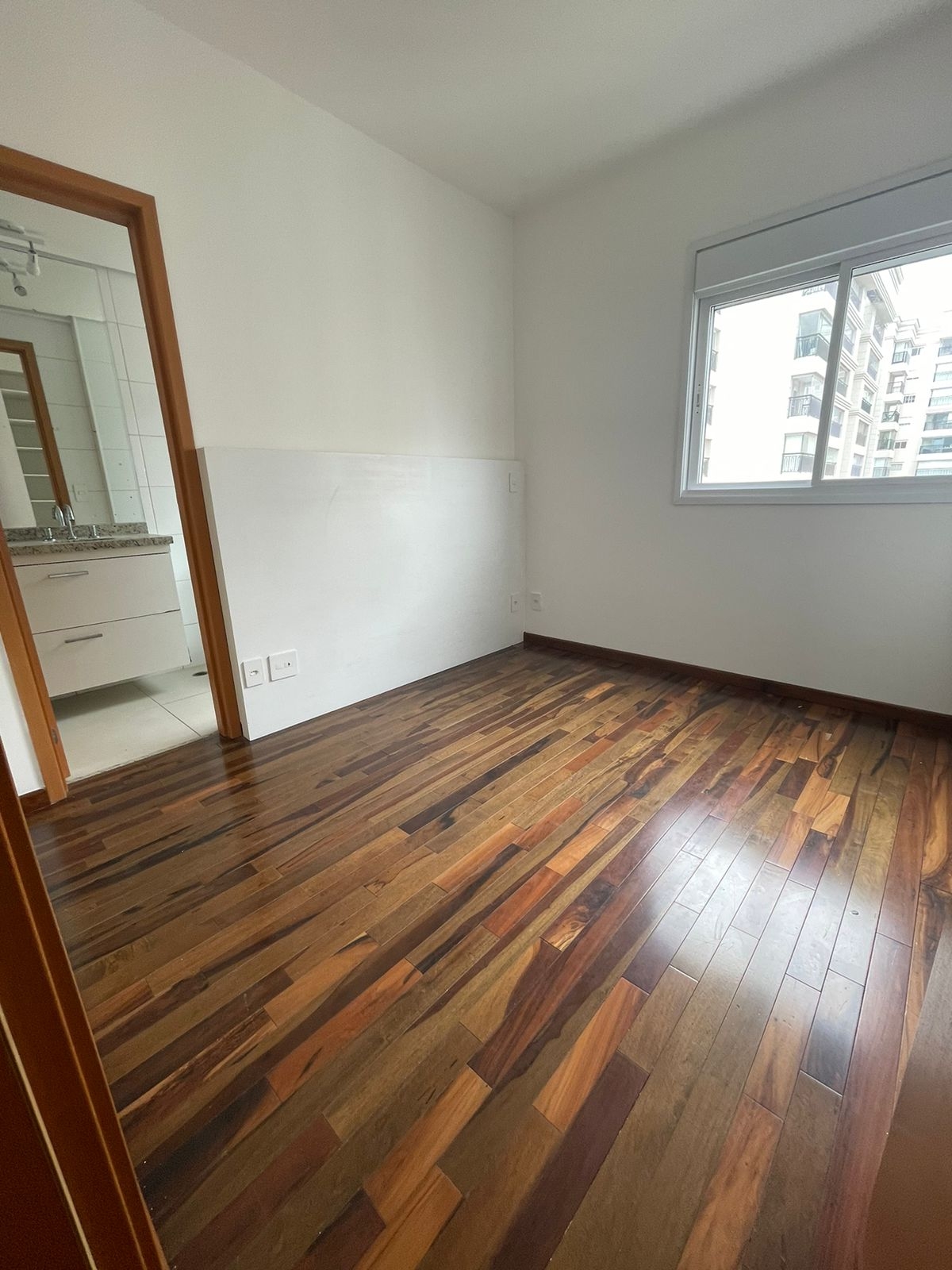 Apartamento à venda com 2 quartos, 78m² - Foto 24