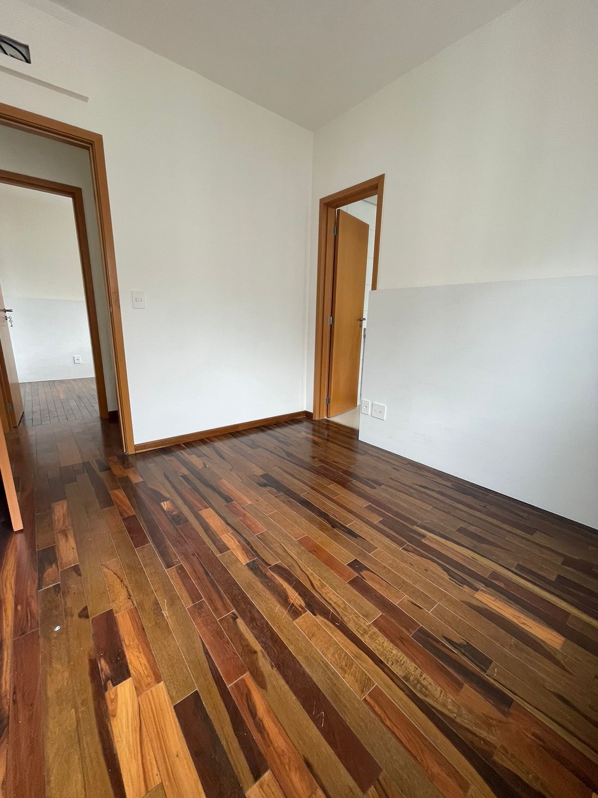 Apartamento à venda com 2 quartos, 78m² - Foto 26