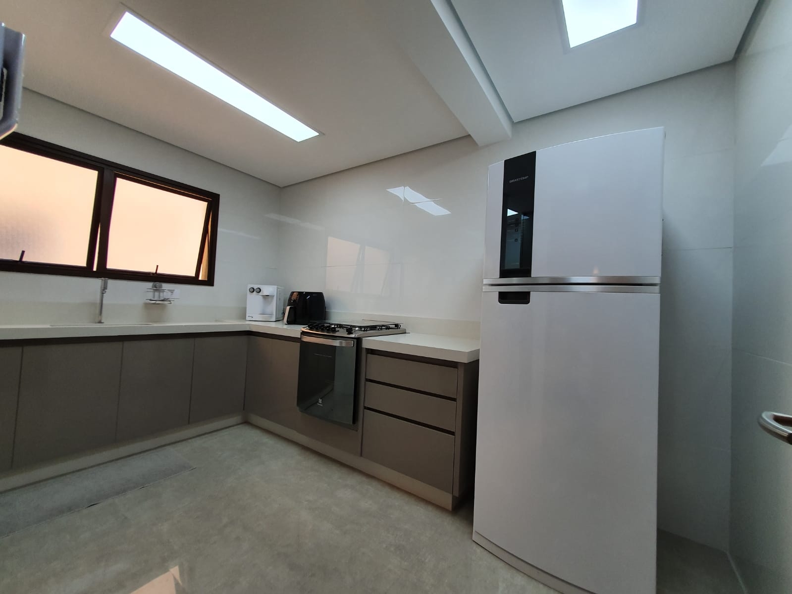 Apartamento à venda com 2 quartos, 79m² - Foto 10