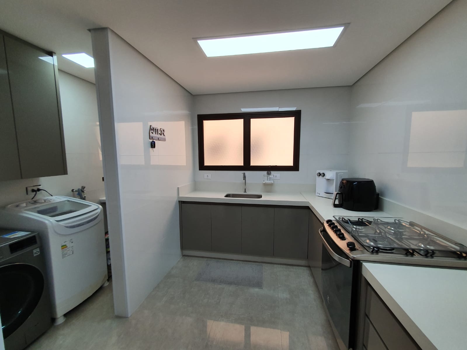 Apartamento à venda com 2 quartos, 79m² - Foto 14