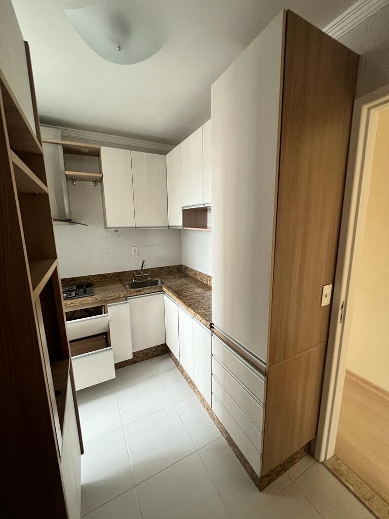 Apartamento à venda com 2 quartos, 58m² - Foto 25