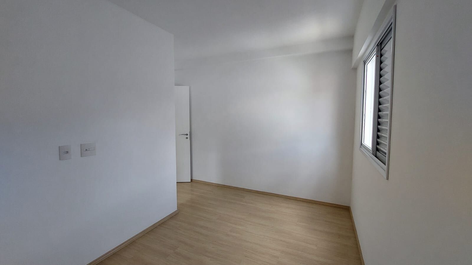 Apartamento à venda com 2 quartos, 68m² - Foto 20