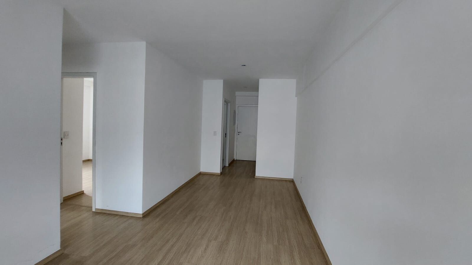 Apartamento à venda com 2 quartos, 68m² - Foto 11