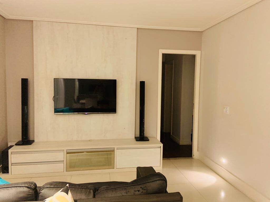 Apartamento à venda com 3 quartos, 107m² - Foto 19