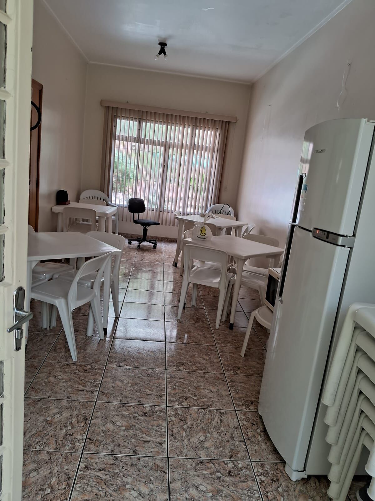 Apartamento à venda com 1 quarto, 90m² - Foto 3